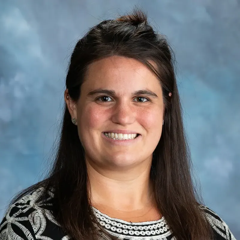 Headshot of Amanda Bohnert.